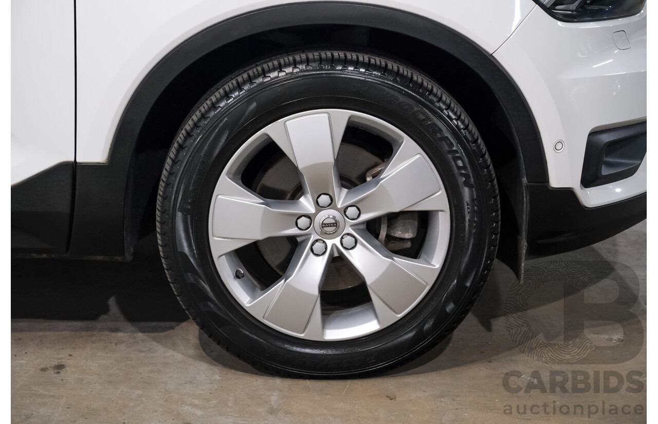 07/2018 Volvo XC40 T4 Momentum 536 MY19 4d Wagon White Turbo 2.0L