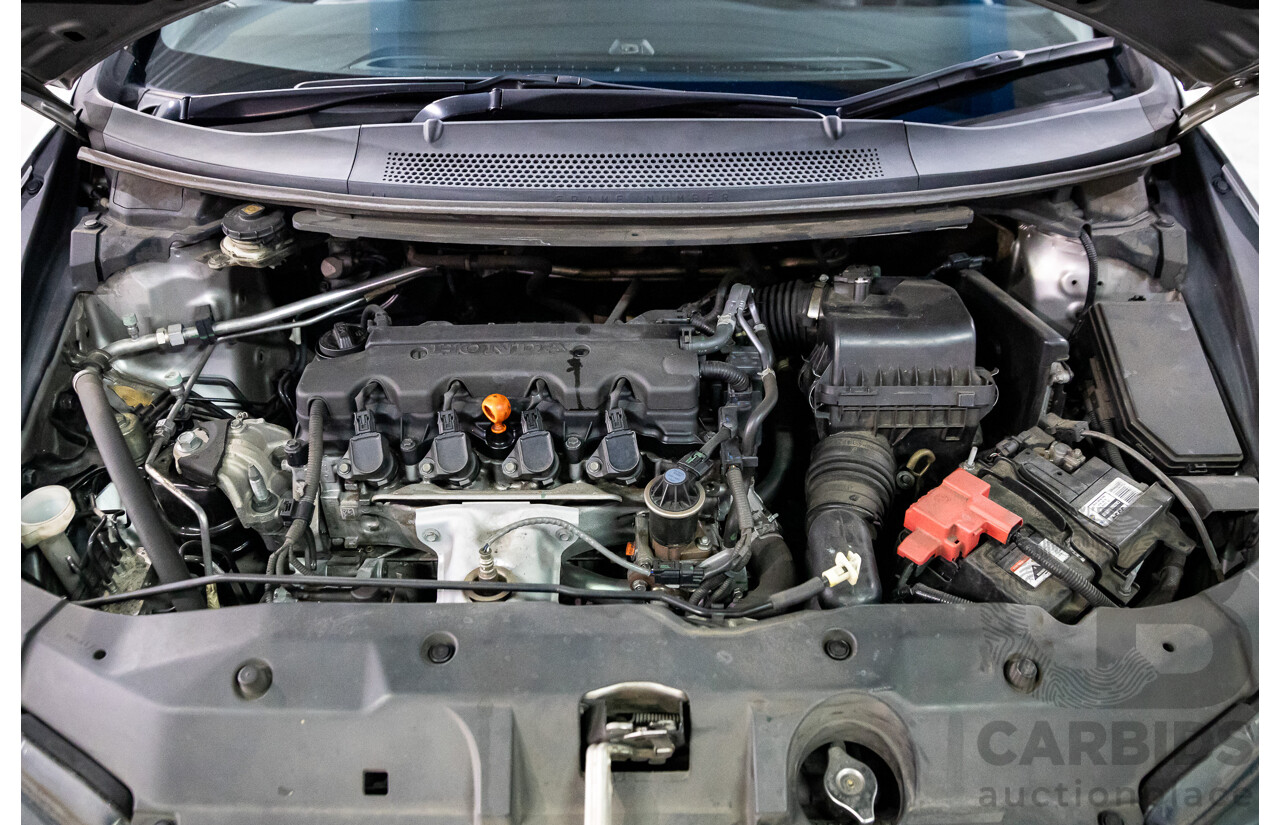 2/2014 Honda Civic Vti-S FK MY14 5d Hatchback Alabaster Silver 1.8L