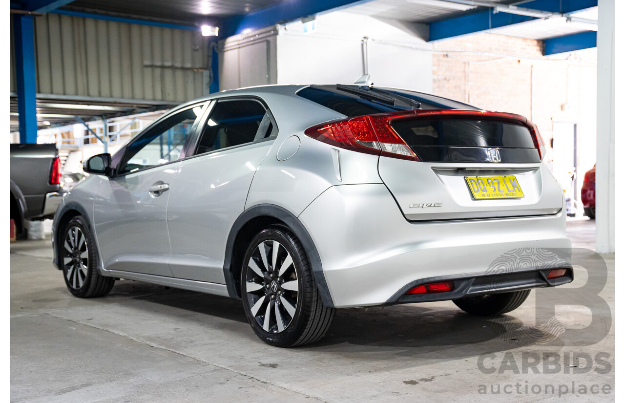 2/2014 Honda Civic Vti-S FK MY14 5d Hatchback Alabaster Silver 1.8L