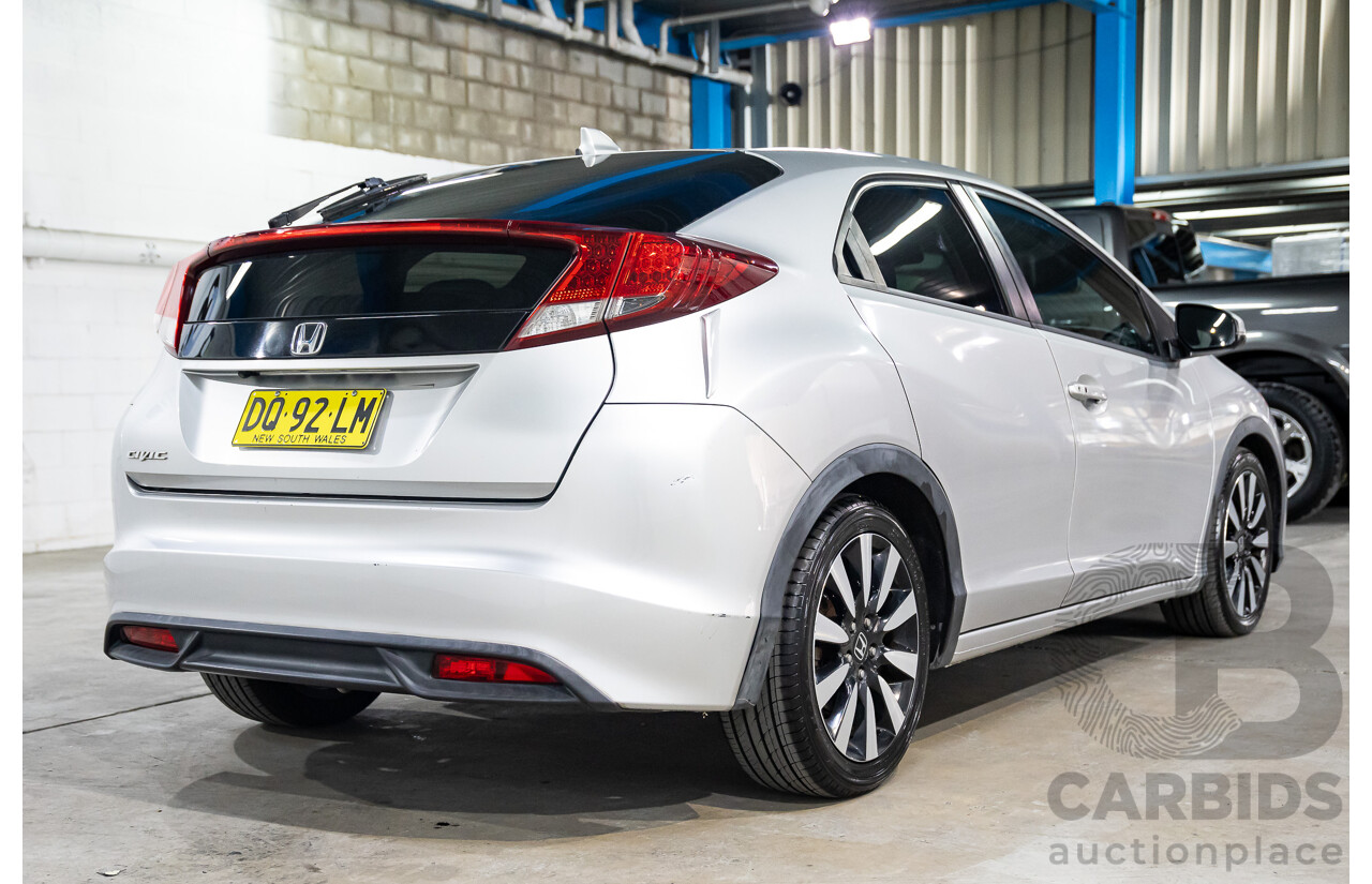 2/2014 Honda Civic Vti-S FK MY14 5d Hatchback Alabaster Silver 1.8L