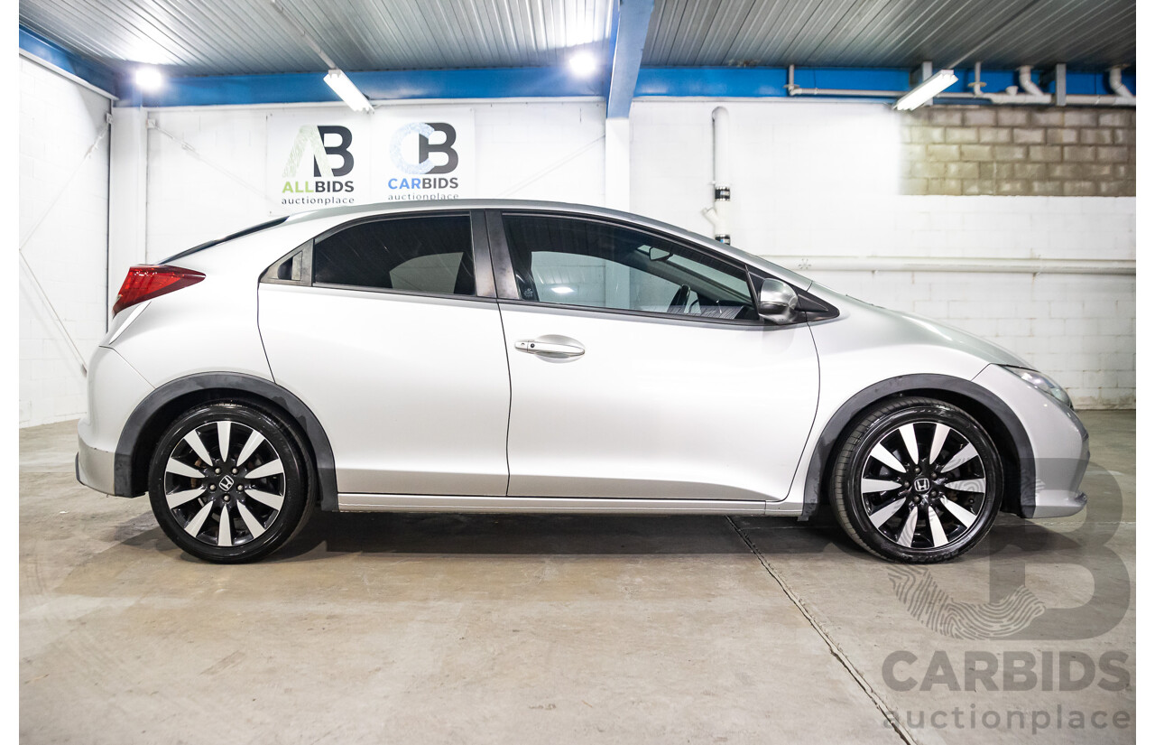 2/2014 Honda Civic Vti-S FK MY14 5d Hatchback Alabaster Silver 1.8L