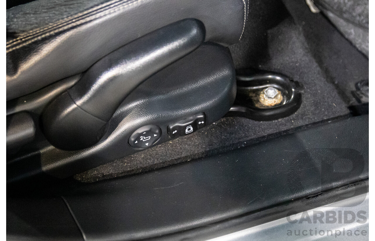 2/2014 Honda Civic Vti-S FK MY14 5d Hatchback Alabaster Silver 1.8L