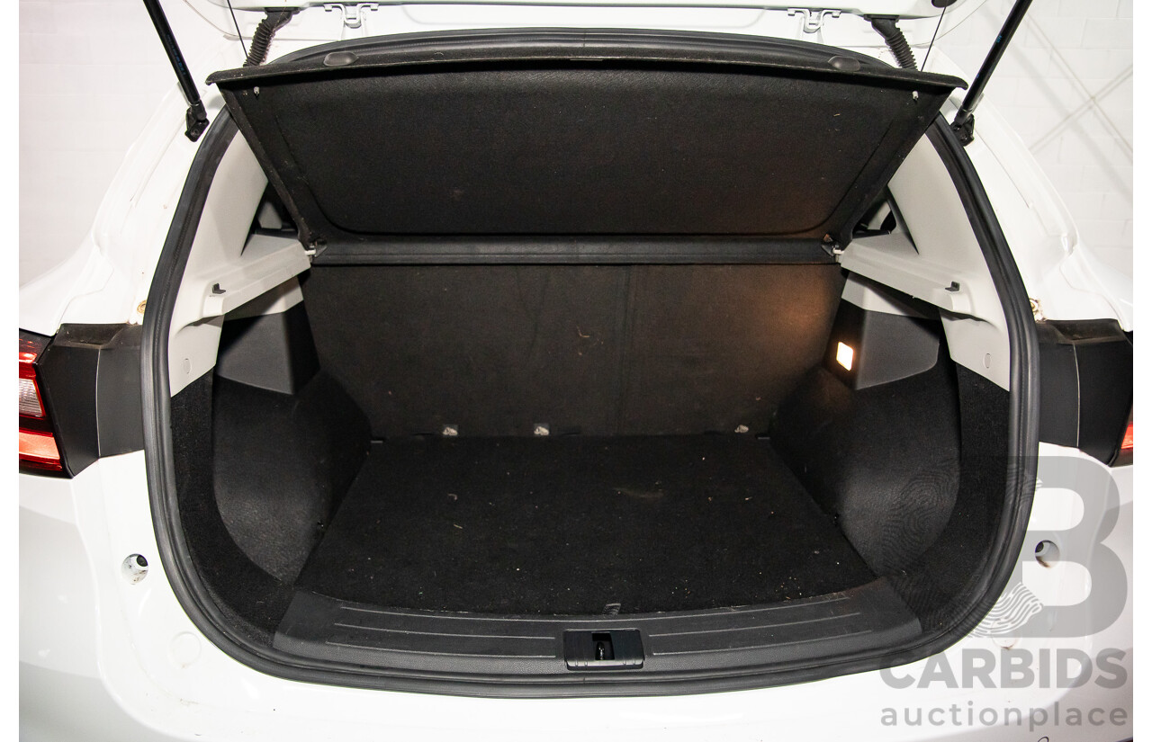 10/2022 MG ZS Excite (FWD) AZS1 MY22 4d Wagon Dover White Turbo 1.5L