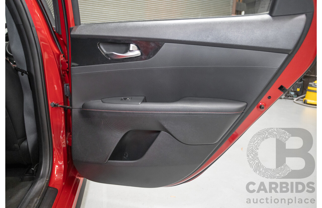 12/2020 Kia Cerato GT BD MY21 5d Hatchback Runaway Red Pearl Turbo 1.6L