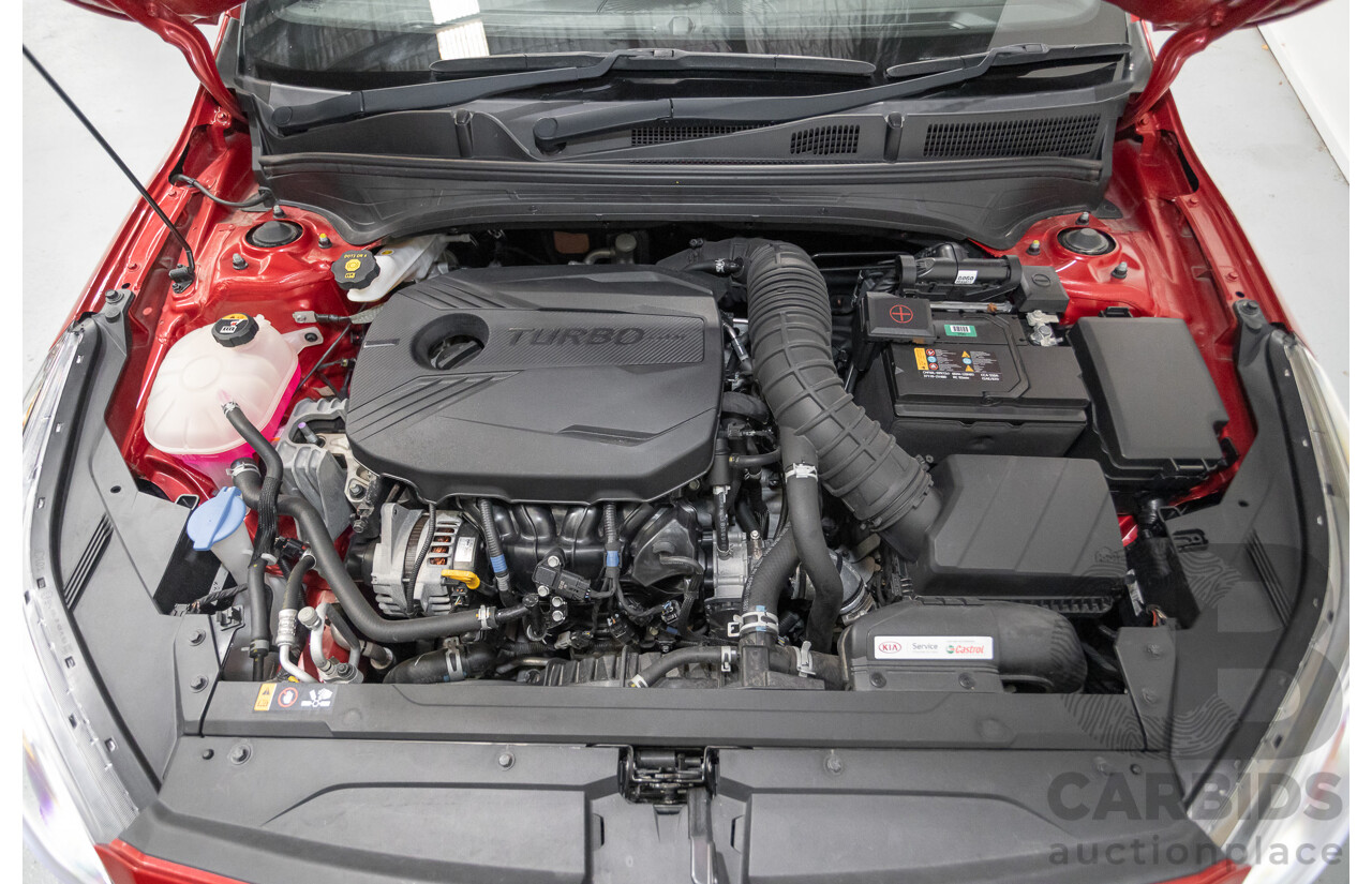 12/2020 Kia Cerato GT BD MY21 5d Hatchback Runaway Red Pearl Turbo 1.6L
