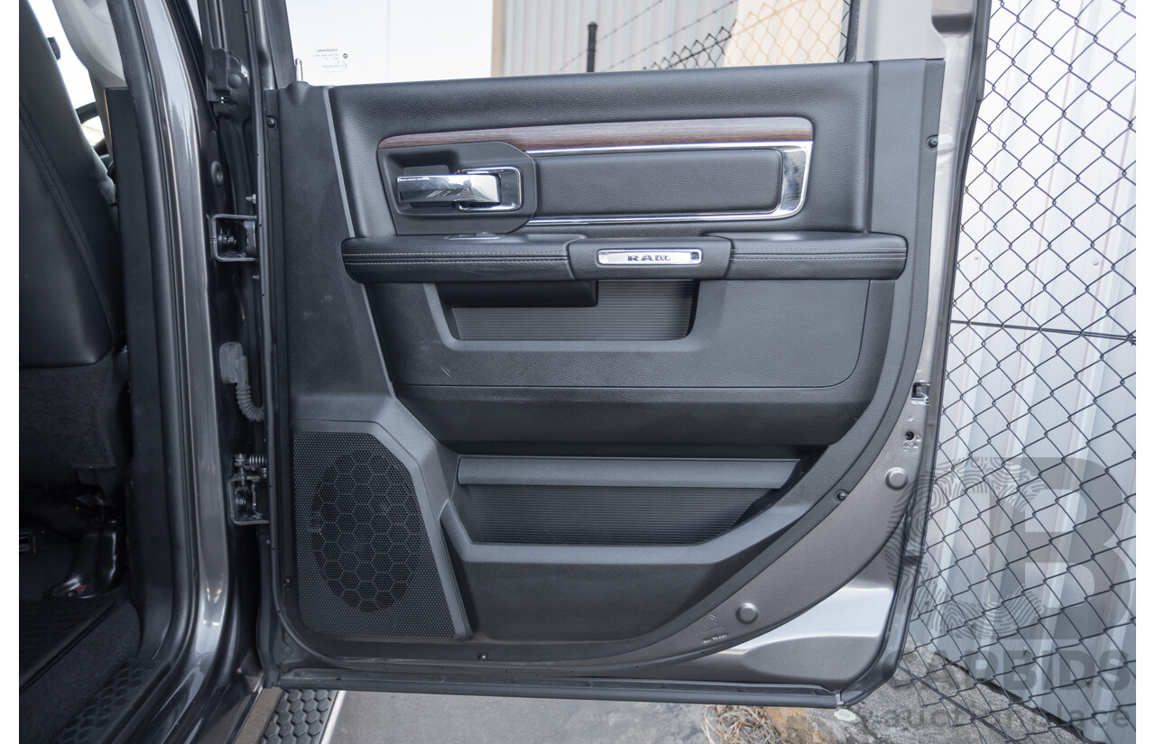 05/2019 Ram 1500 LARAMIE (4x4) FD3.2 W/RAMBOXES MY19 Crew Cab Utility Granite Crystal Metallic Grey 5.7L