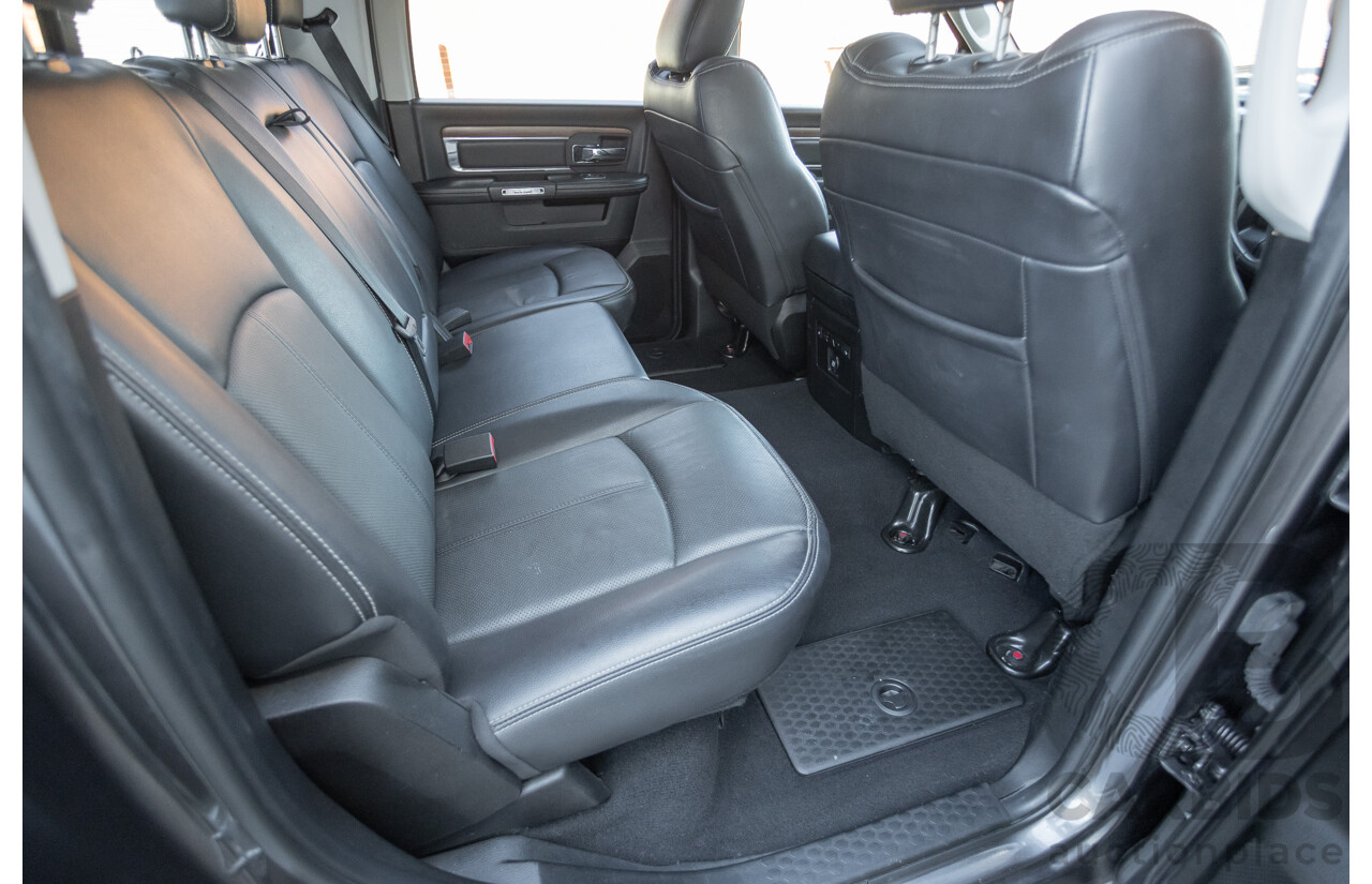 05/2019 Ram 1500 LARAMIE (4x4) FD3.2 W/RAMBOXES MY19 Crew Cab Utility Granite Crystal Metallic Grey 5.7L
