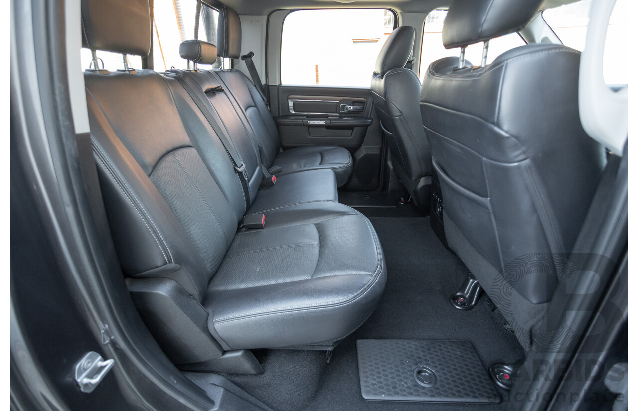 05/2019 Ram 1500 LARAMIE (4x4) FD3.2 W/RAMBOXES MY19 Crew Cab Utility Granite Crystal Metallic Grey 5.7L