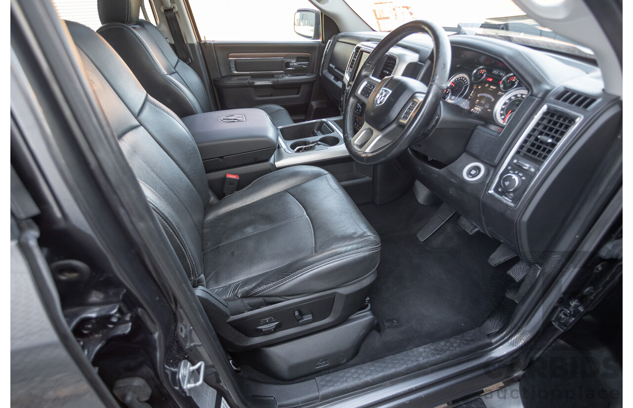 05/2019 Ram 1500 LARAMIE (4x4) FD3.2 W/RAMBOXES MY19 Crew Cab Utility Granite Crystal Metallic Grey 5.7L