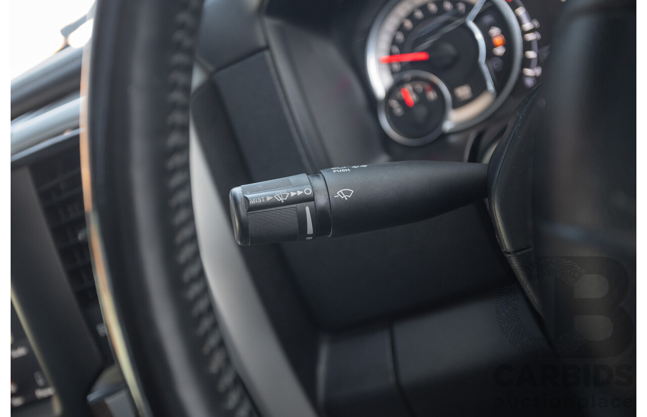 05/2019 Ram 1500 LARAMIE (4x4) FD3.2 W/RAMBOXES MY19 Crew Cab Utility Granite Crystal Metallic Grey 5.7L