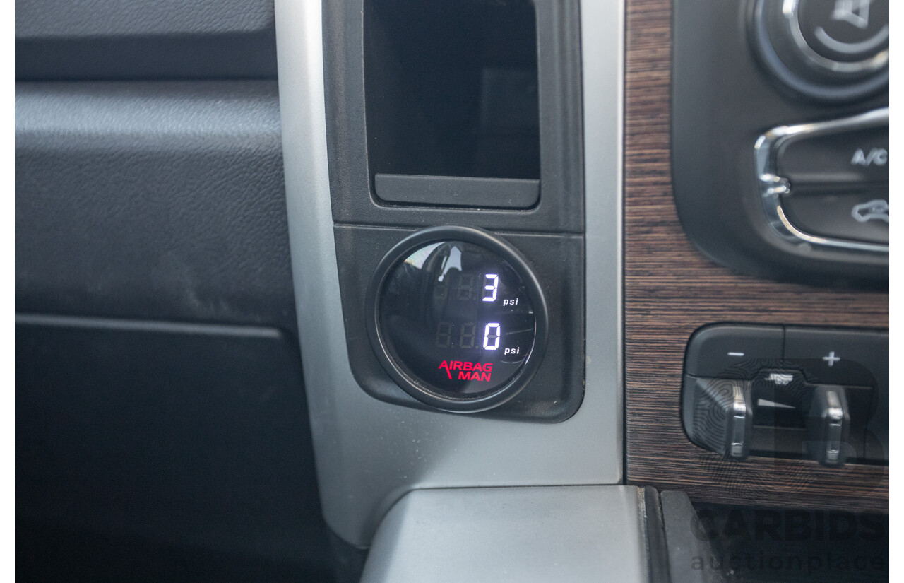 05/2019 Ram 1500 LARAMIE (4x4) FD3.2 W/RAMBOXES MY19 Crew Cab Utility Granite Crystal Metallic Grey 5.7L