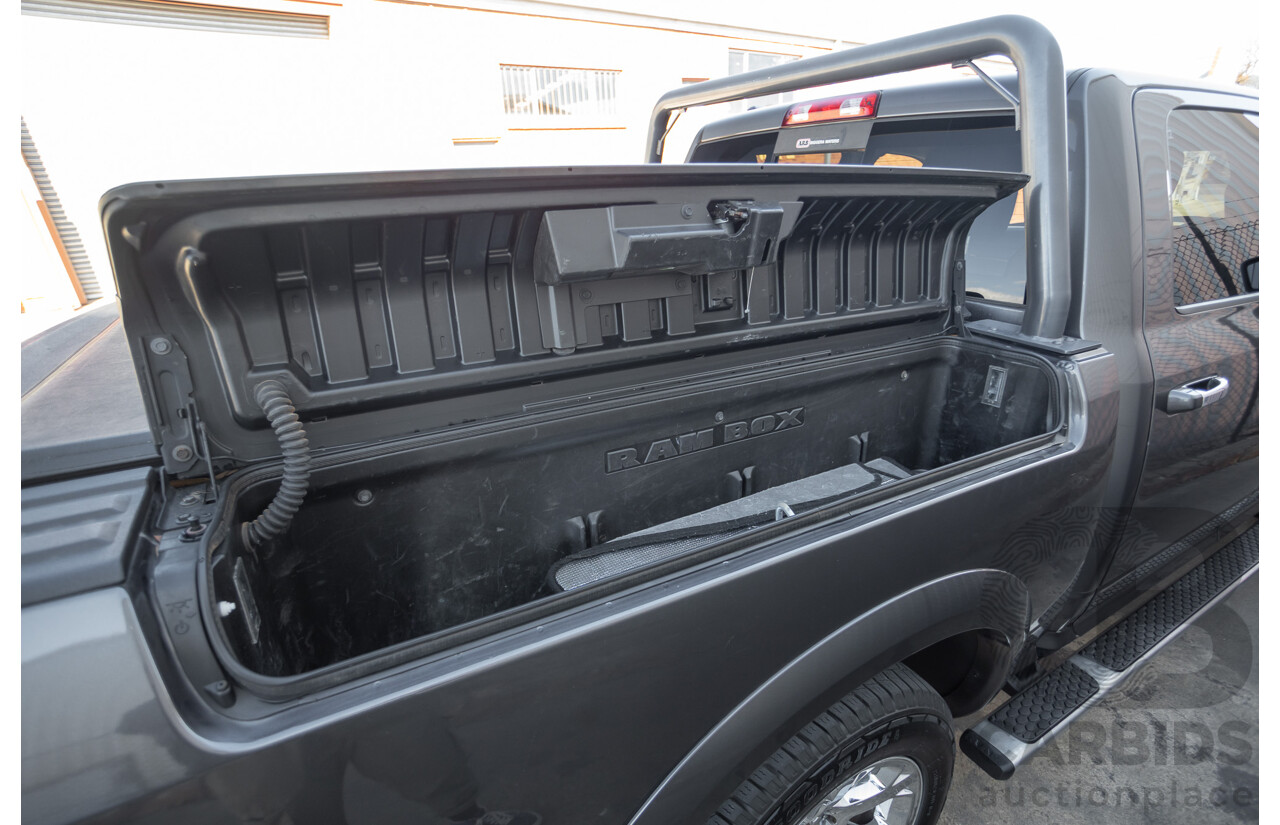 05/2019 Ram 1500 LARAMIE (4x4) FD3.2 W/RAMBOXES MY19 Crew Cab Utility Granite Crystal Metallic Grey 5.7L