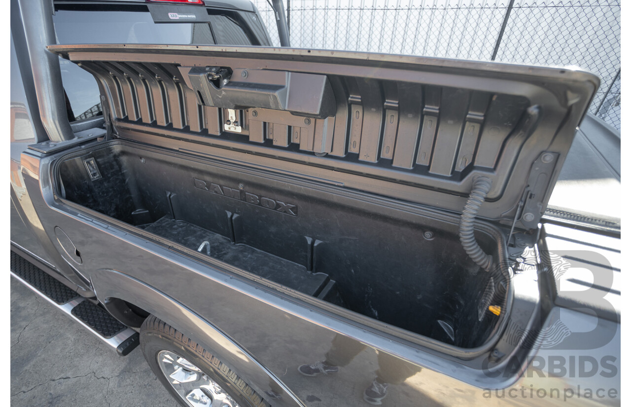 05/2019 Ram 1500 LARAMIE (4x4) FD3.2 W/RAMBOXES MY19 Crew Cab Utility Granite Crystal Metallic Grey 5.7L