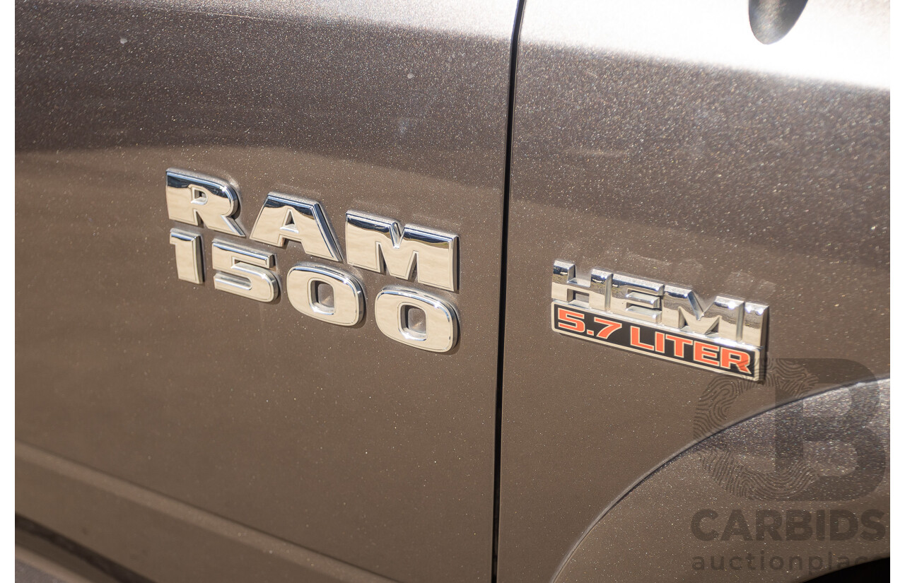 05/2019 Ram 1500 LARAMIE (4x4) FD3.2 W/RAMBOXES MY19 Crew Cab Utility Granite Crystal Metallic Grey 5.7L