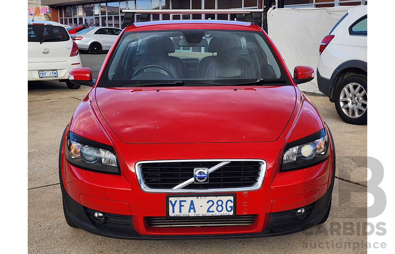 4/2007 Volvo C30 T5  3d Hatchback Red 2.5L
