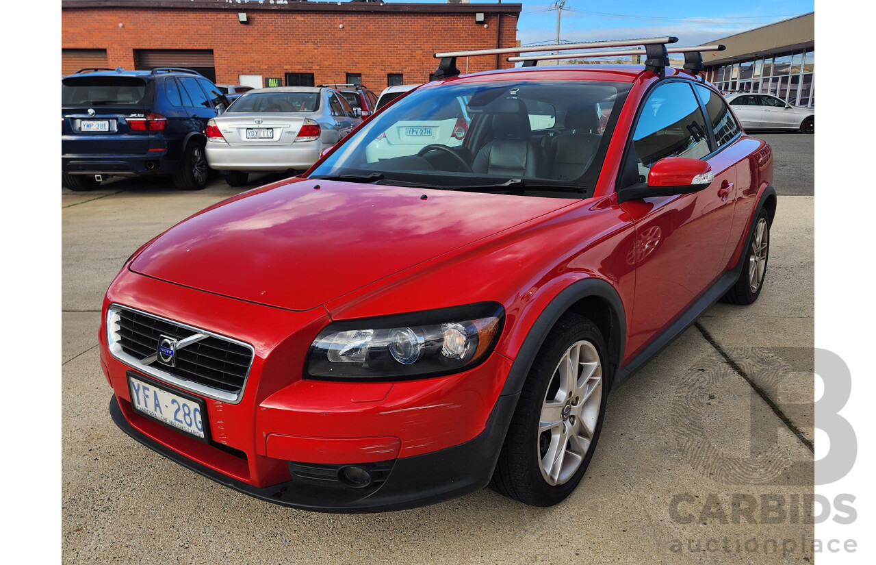 4/2007 Volvo C30 T5  3d Hatchback Red 2.5L