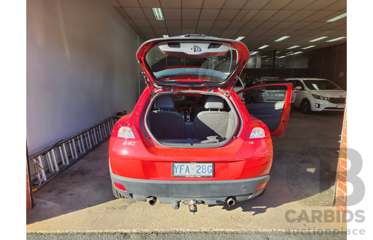 4/2007 Volvo C30 T5  3d Hatchback Red 2.5L