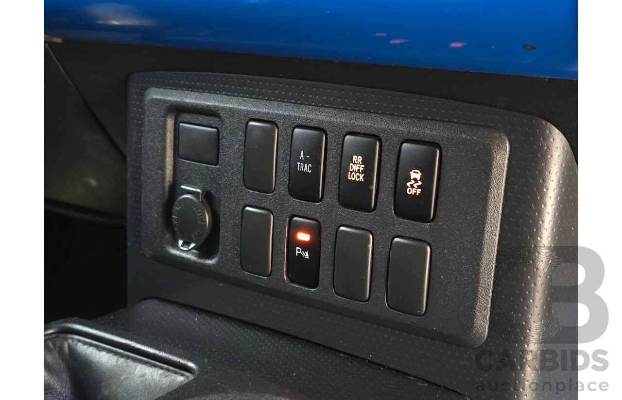 7/2011 Toyota FJ Cruiser (4x4) GSJ15R 4d Wagon Voodoo Blue V6 4.0L