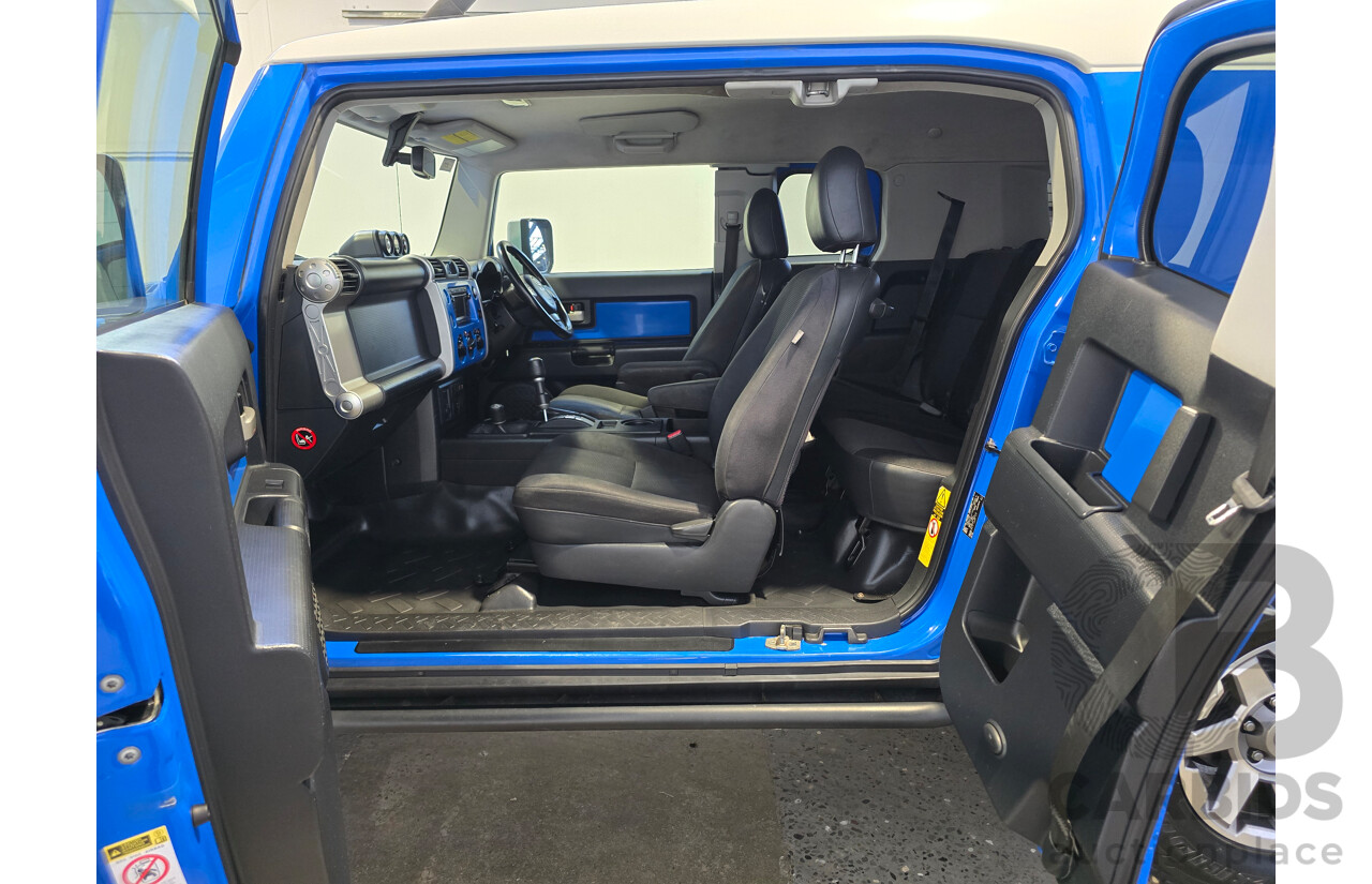 7/2011 Toyota FJ Cruiser (4x4) GSJ15R 4d Wagon Voodoo Blue V6 4.0L