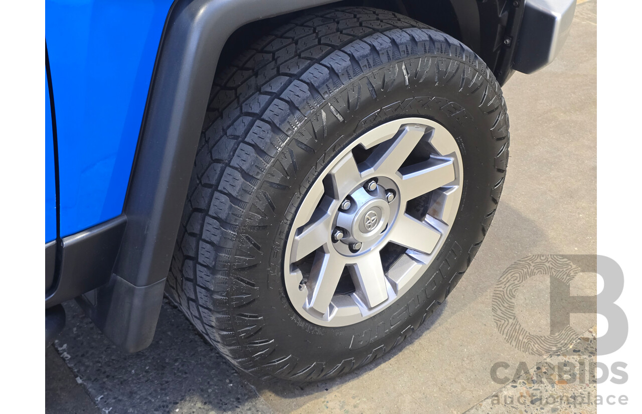 7/2011 Toyota FJ Cruiser (4x4) GSJ15R 4d Wagon Voodoo Blue V6 4.0L
