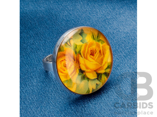 925 Sterling Silver 'One of One' Floral Ring - Size O.5