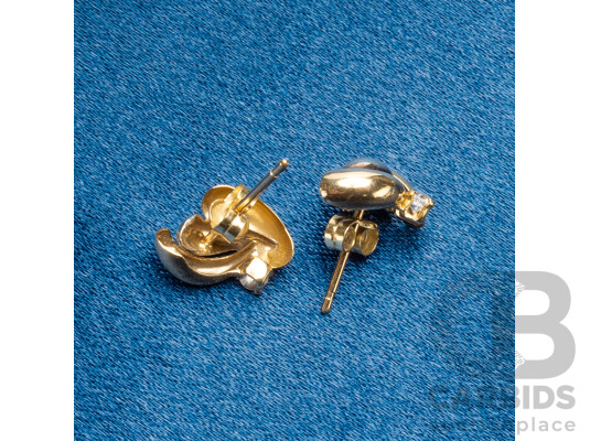 9ct Yellow Gold Stud Earrings with Cubic Zirconias - 0.96gms