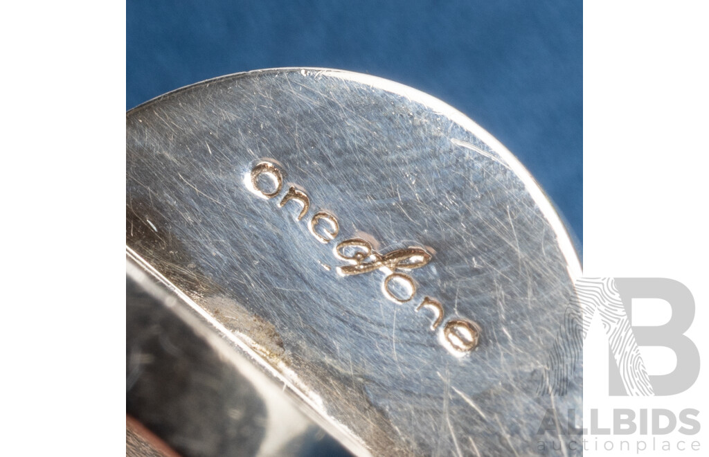 925 Sterling Silver 'One of One' Floral Ring - Size O.5