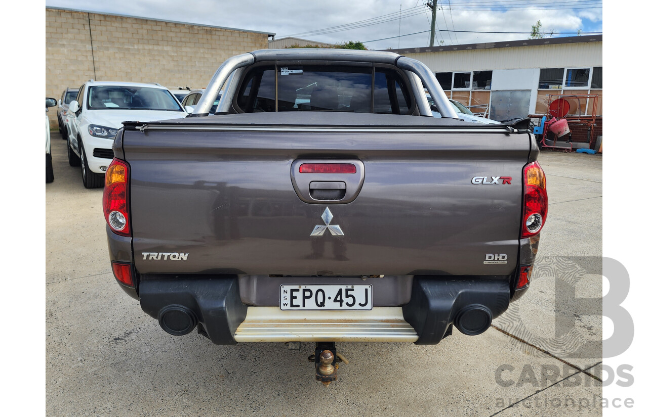 11/2014 Mitsubishi Triton Glx-R (4x4) MN MY15 Double Cab Utility Gold 2.5L