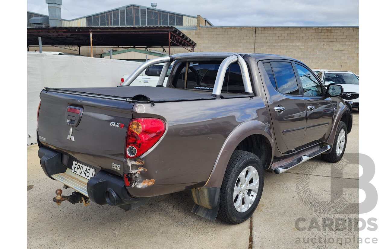 11/2014 Mitsubishi Triton Glx-R (4x4) MN MY15 Double Cab Utility Gold 2.5L