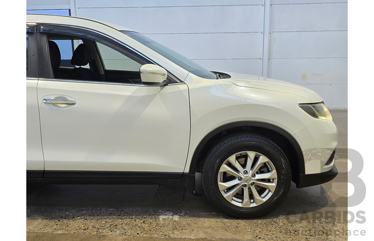 11/2016 Nissan X-Trail ST T32 4d Wagon Ivory Pearl White 2.5L - 7 Seater