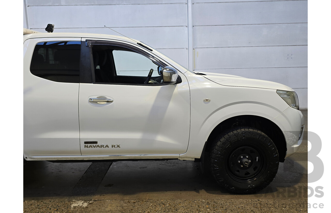 5/2016 Nissan Navara RX (4x4) NP300 D23 King Cab Chassis Polar White Turbo Diesel 2.3L