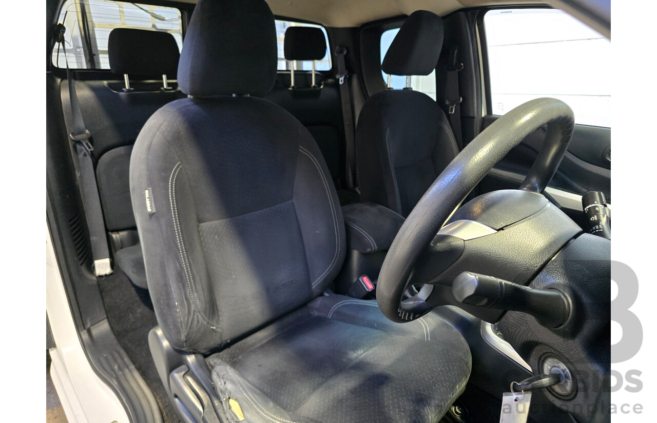 5/2016 Nissan Navara RX (4x4) NP300 D23 King Cab Chassis Polar White Turbo Diesel 2.3L