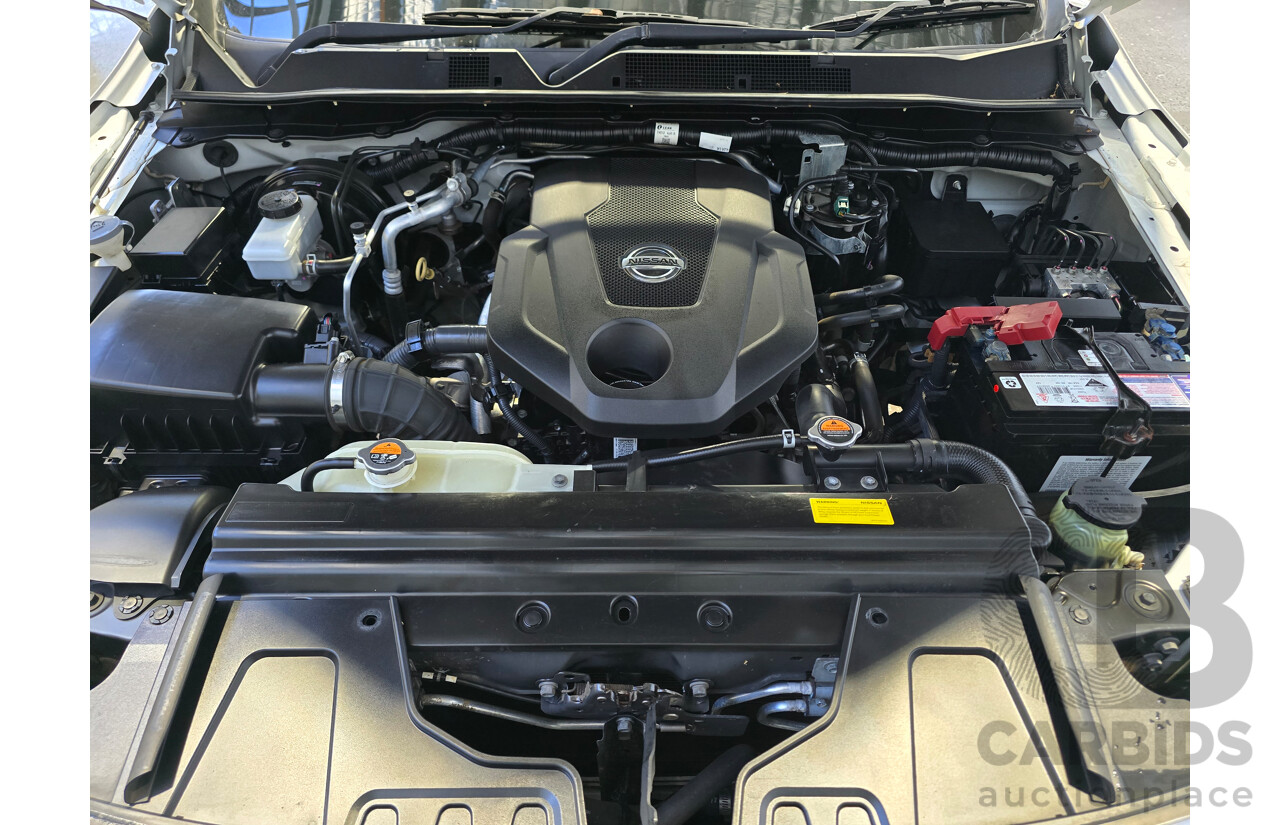 5/2016 Nissan Navara RX (4x4) NP300 D23 King Cab Chassis Polar White Turbo Diesel 2.3L