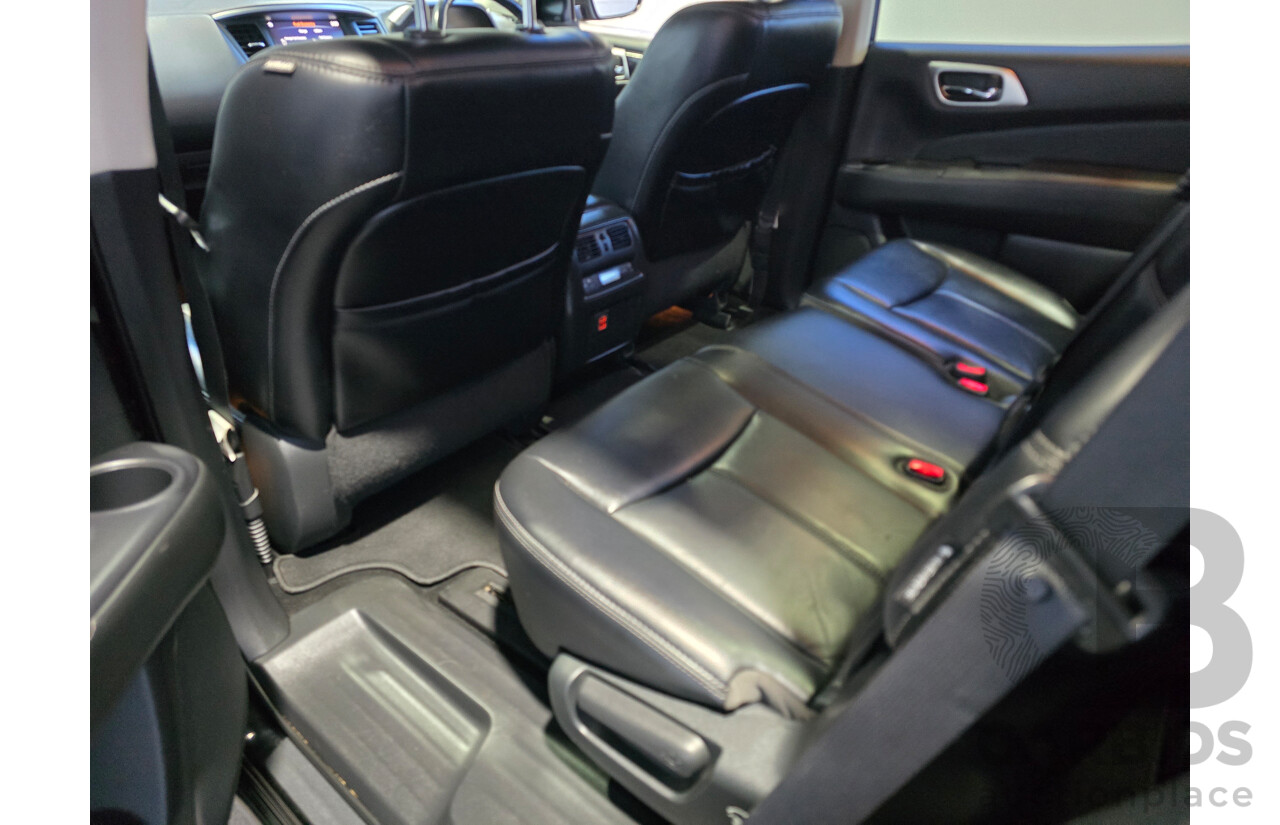 8/2018 Nissan Pathfinder ST-L (4x4) R52 Series 2 MY18 4d Wagon Diamond Black Metallic V6 3.5L - 7 Seater