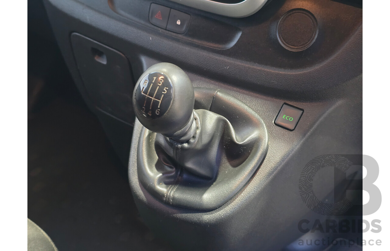 11/2019 Renault Trafic Premium SWB Low Roof X82 MY20 2d Van White Twin Turbo Diesel 1.6L