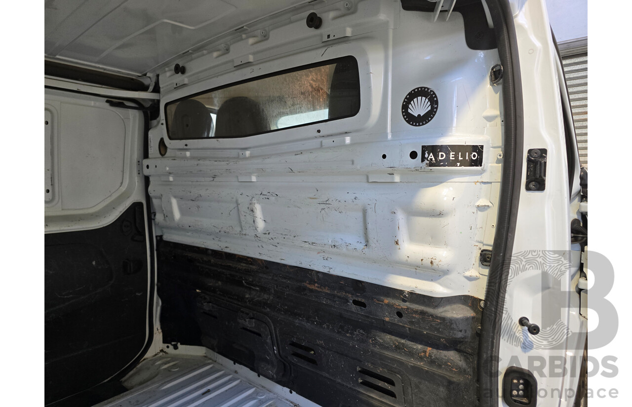 11/2019 Renault Trafic Premium SWB Low Roof X82 MY20 2d Van White Twin Turbo Diesel 1.6L