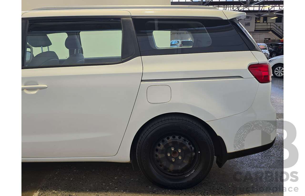 5/2018 Kia Carnival S YP MY18 4d Wagon Clear White V6 3.3L - 8 Seater