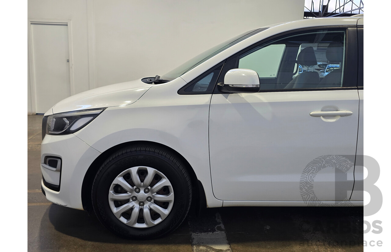 5/2018 Kia Carnival S YP MY18 4d Wagon Clear White V6 3.3L - 8 Seater