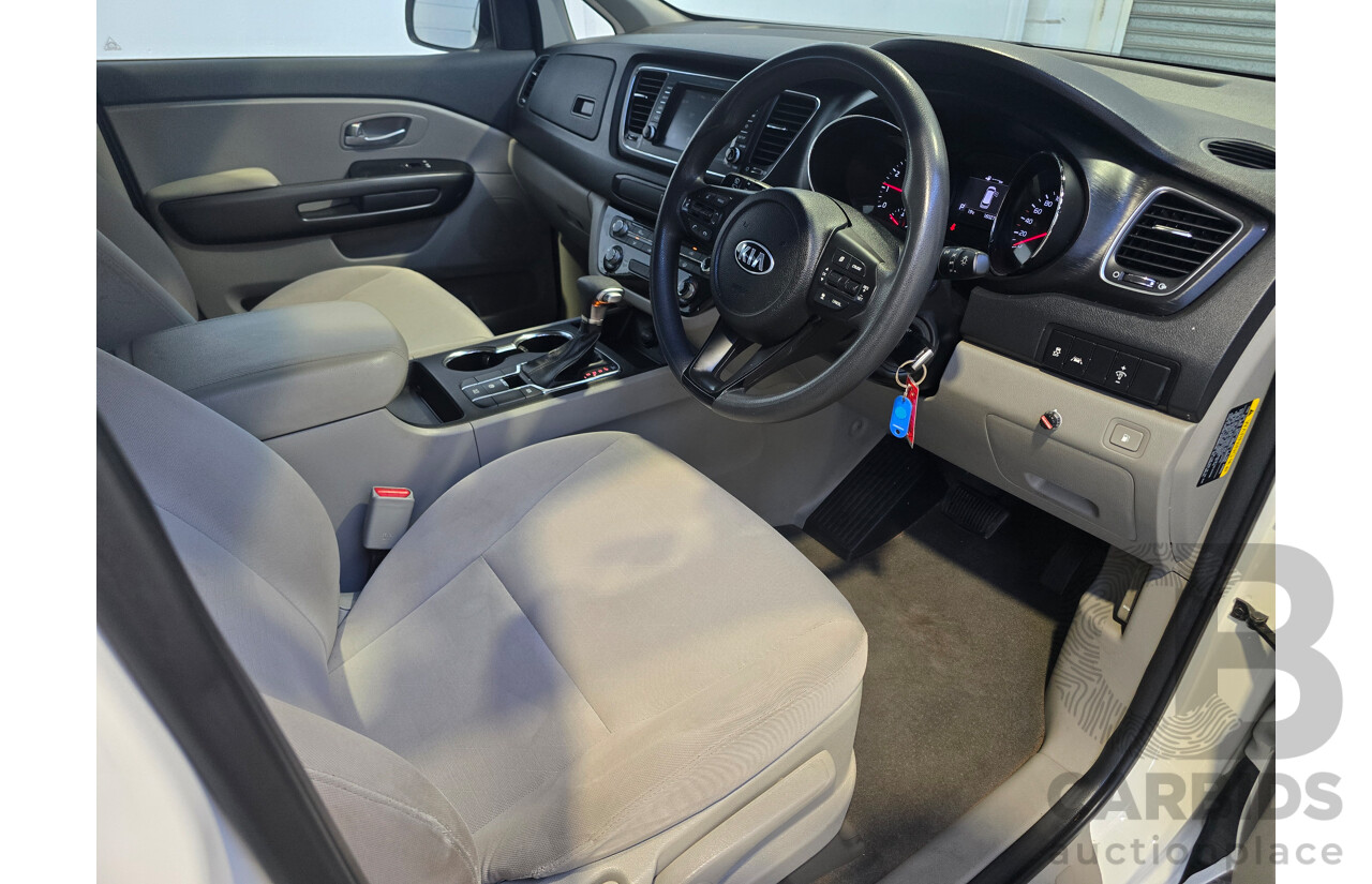 5/2018 Kia Carnival S YP MY18 4d Wagon Clear White V6 3.3L - 8 Seater