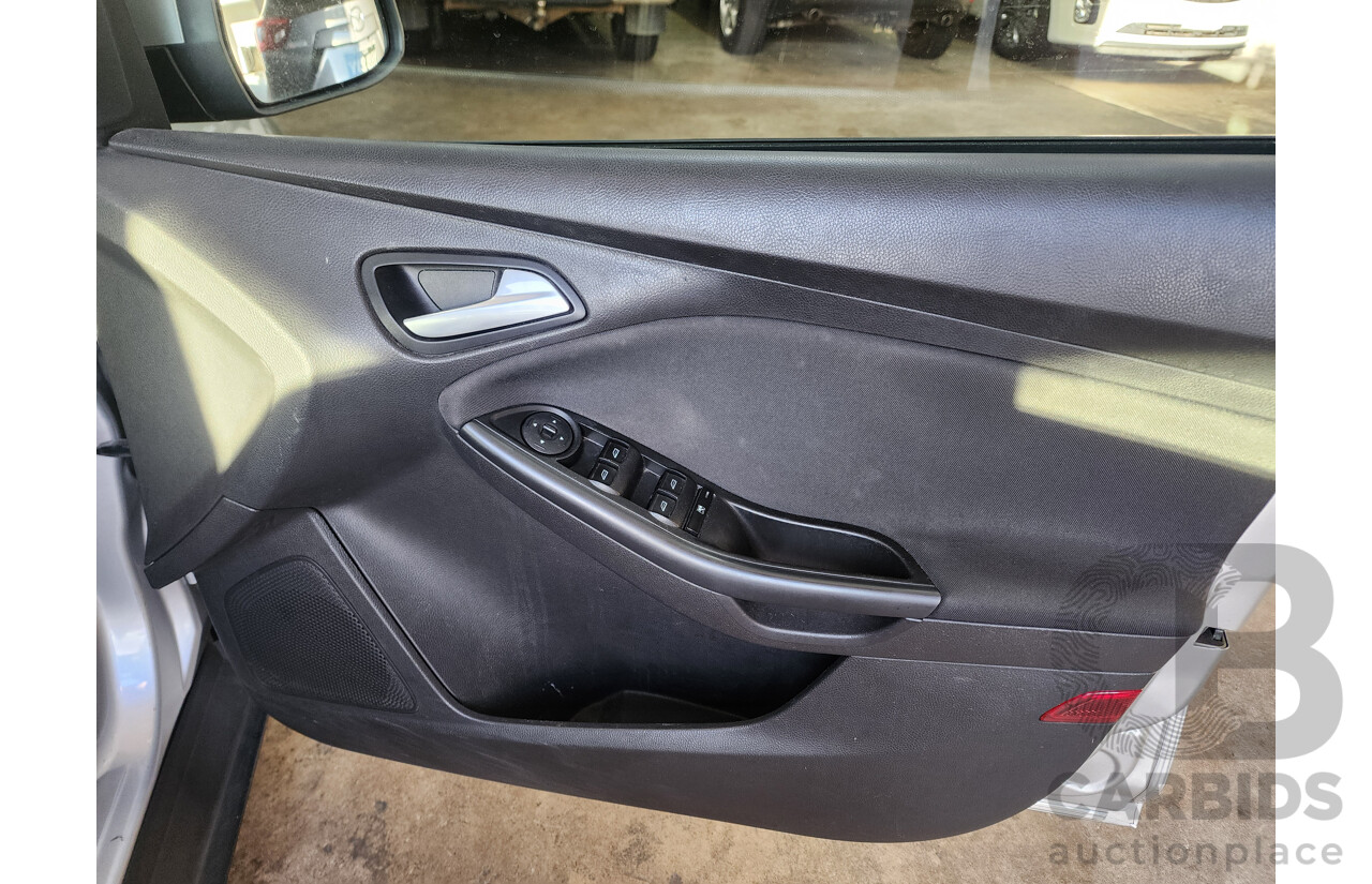 10/2014 Ford Focus Trend LW MK2 UPGRADE 5d Hatchback Silver 2.0L