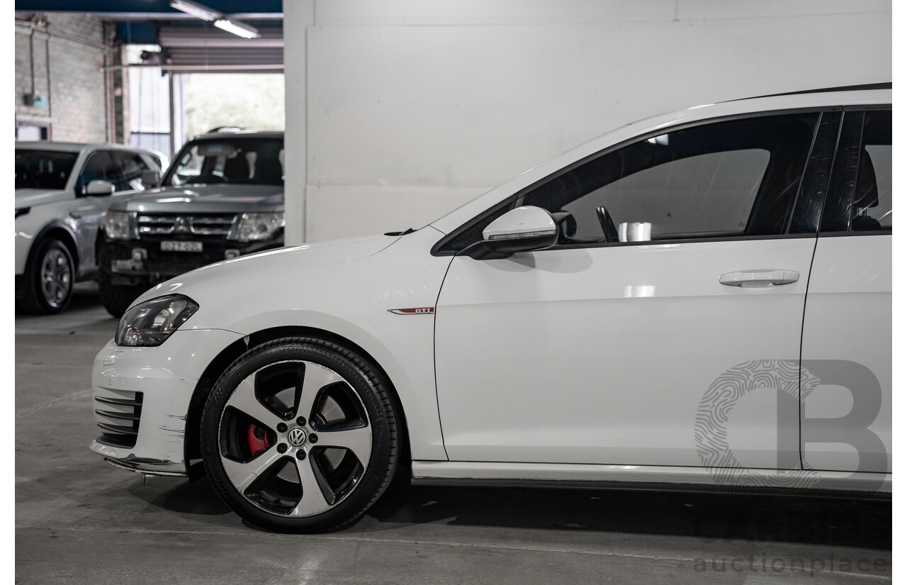 10/2015 Volkswagen Golf GTi FWD AU MY16 5D Hatchback White 2.0L