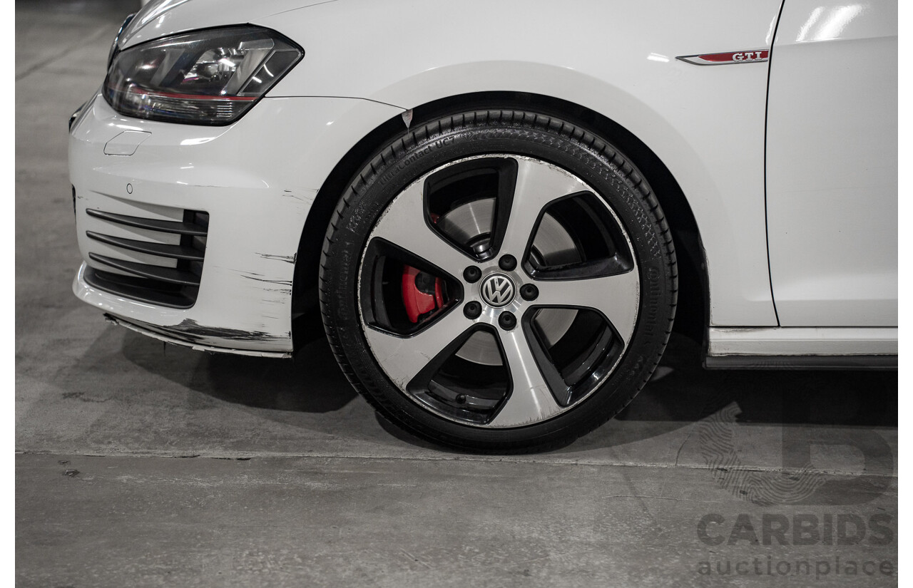 10/2015 Volkswagen Golf GTi FWD AU MY16 5D Hatchback White 2.0L
