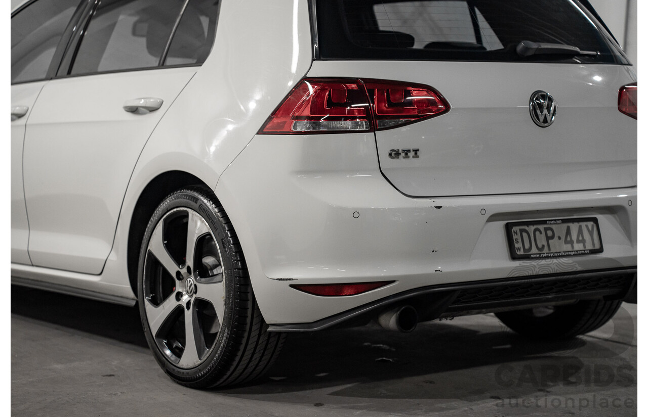 10/2015 Volkswagen Golf GTi FWD AU MY16 5D Hatchback White 2.0L