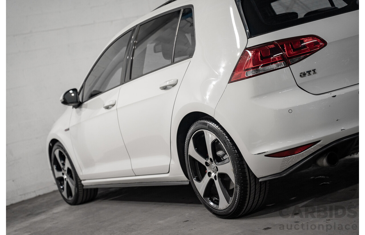10/2015 Volkswagen Golf GTi FWD AU MY16 5D Hatchback White 2.0L