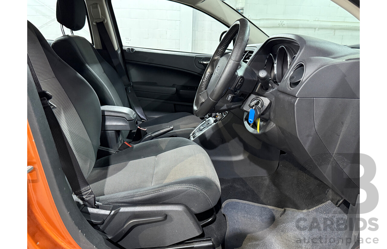 8/2011 Dodge Caliber SXT PM MY10 5d Hatchback Orange 2.0L