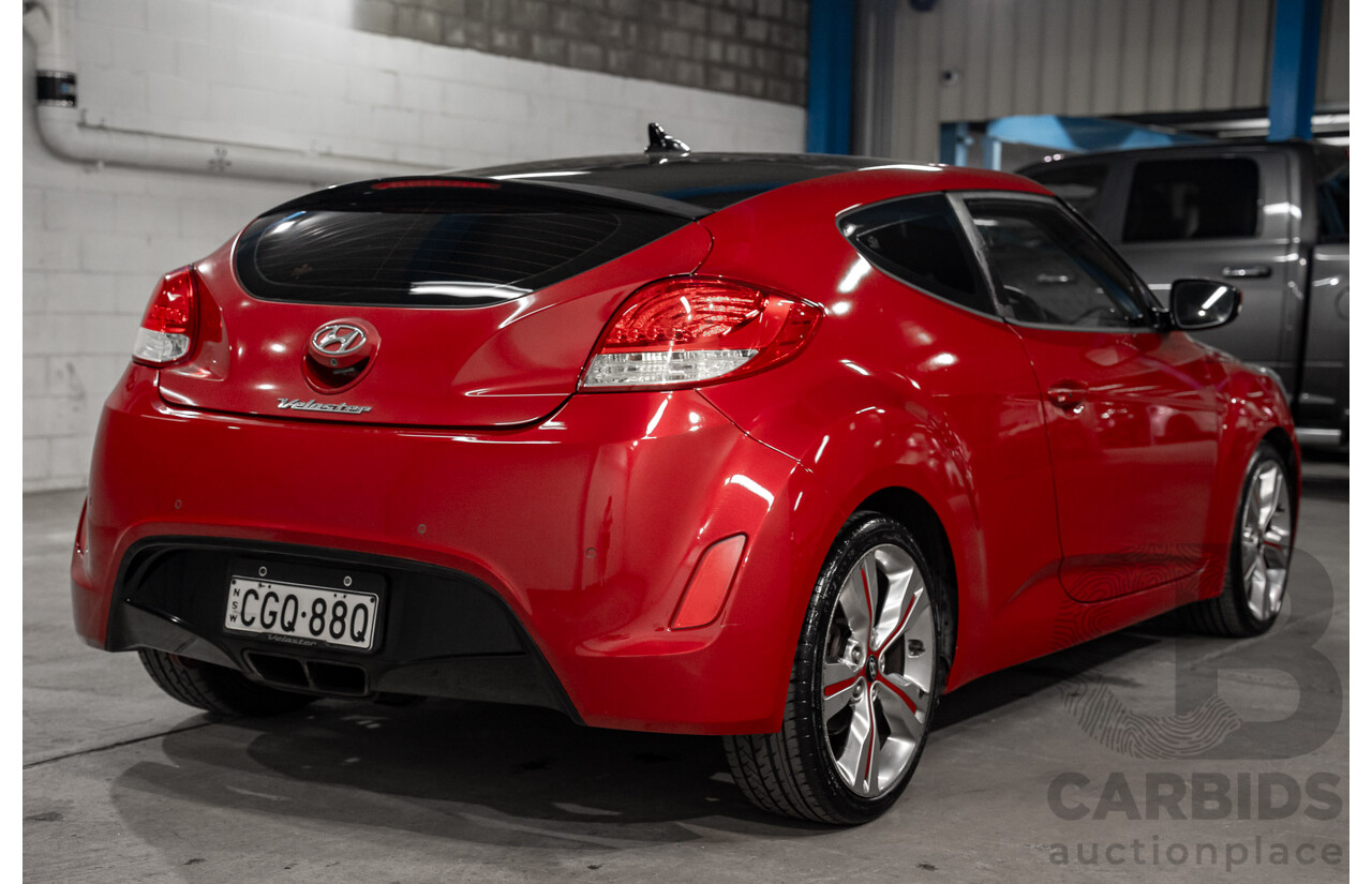 05/2012 Hyundai Veloster + FWD FS 3D Coupe Red 1.6L