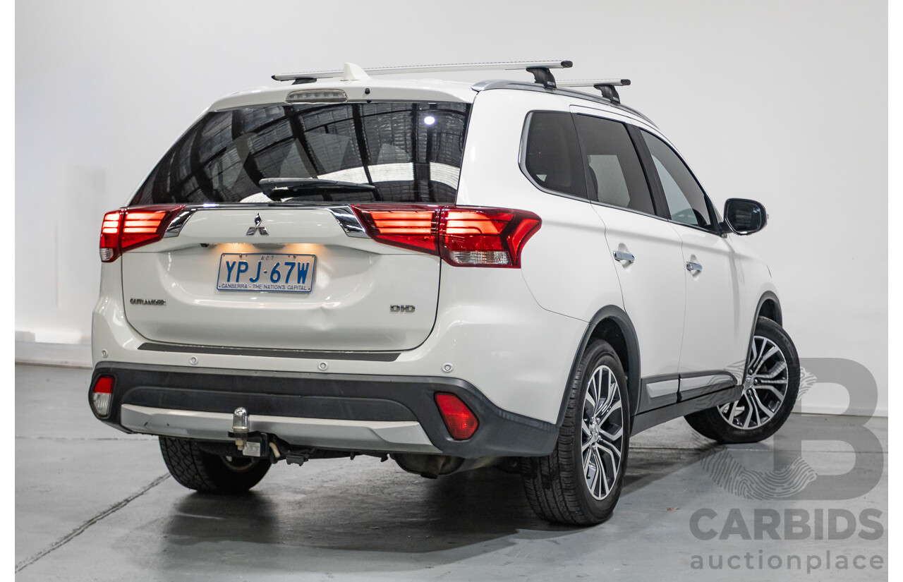 10/2017 Mitsubishi Outlander Exceed 7-seater (AWD) ZL MY18.5 4d Wagon White turbo diesel 2.3L