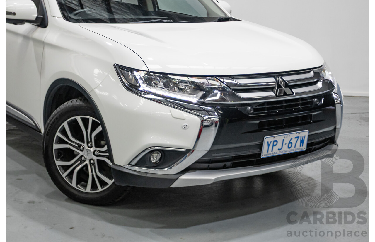 10/2017 Mitsubishi Outlander Exceed 7-seater (AWD) ZL MY18.5 4d Wagon White turbo diesel 2.3L