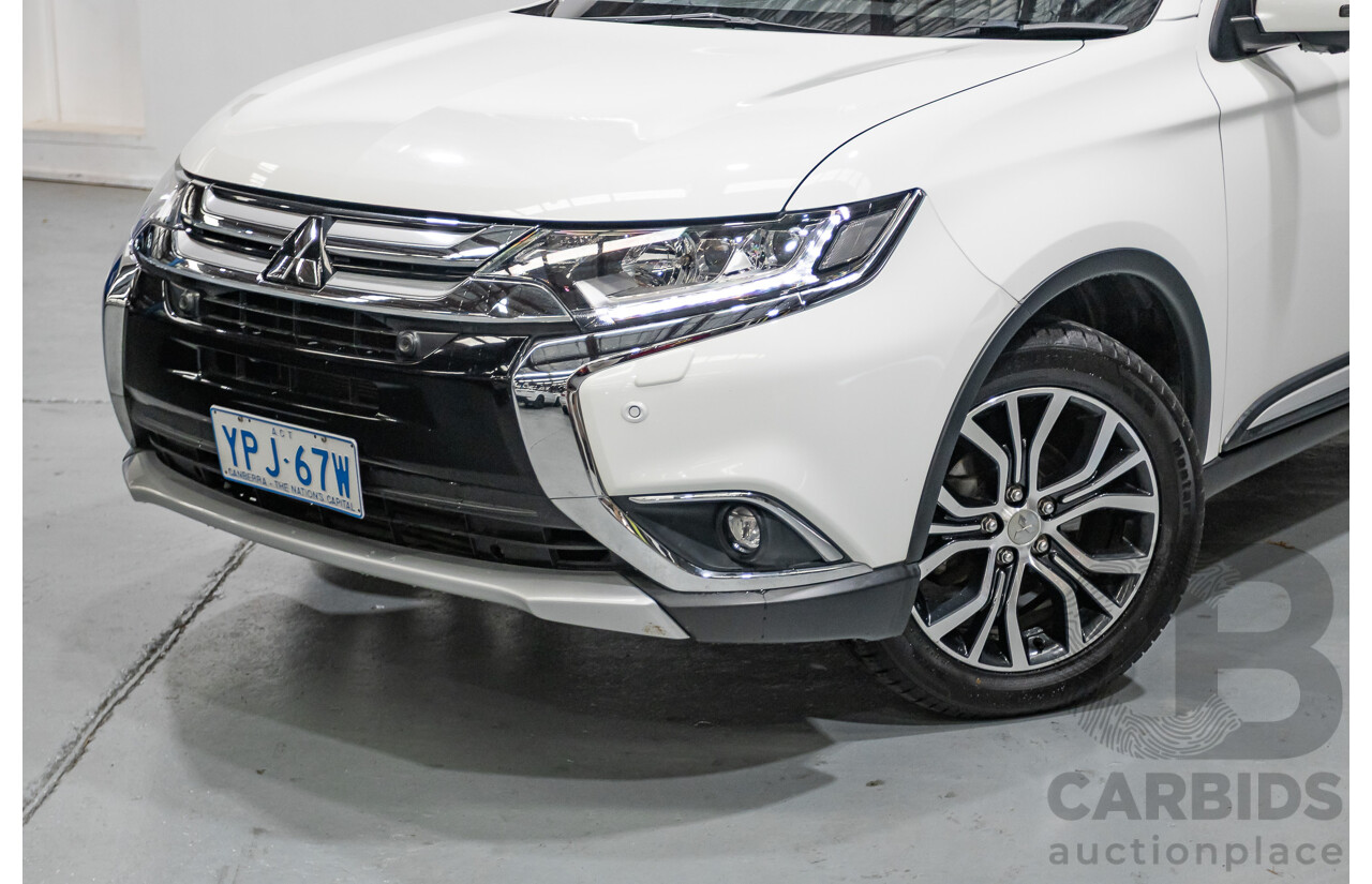 10/2017 Mitsubishi Outlander Exceed 7-seater (AWD) ZL MY18.5 4d Wagon White turbo diesel 2.3L