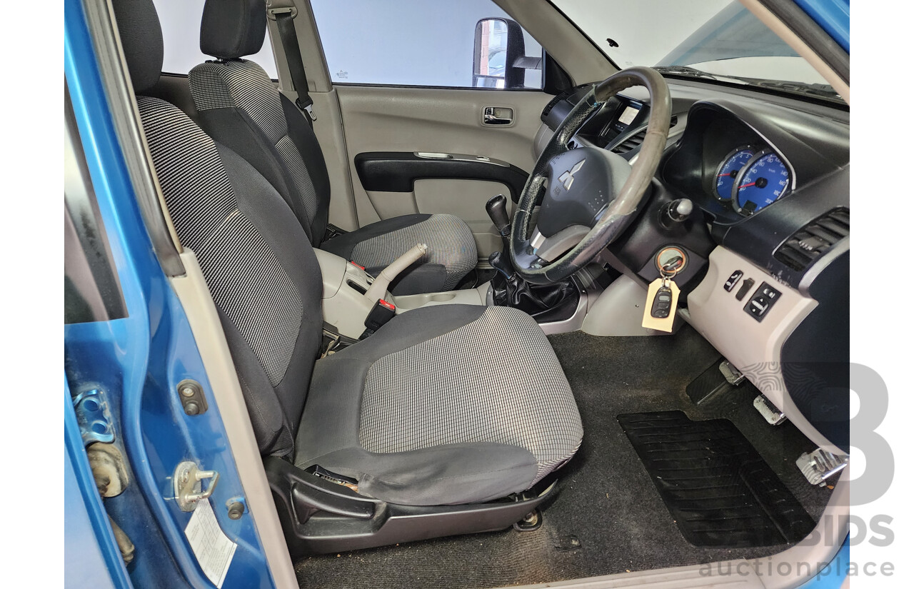 10/2006 Mitsubishi Triton GLX (4x4) ML Double Cab Utility Blue 3.2L